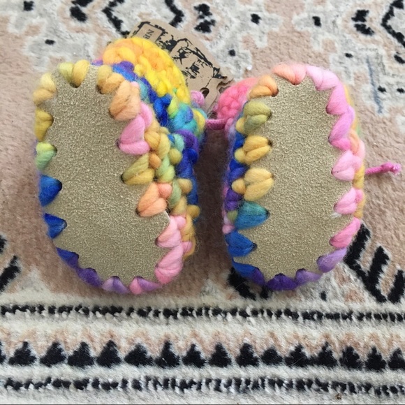 NWT Newborn Padraig Wool Slippers - Picture 2 of 2